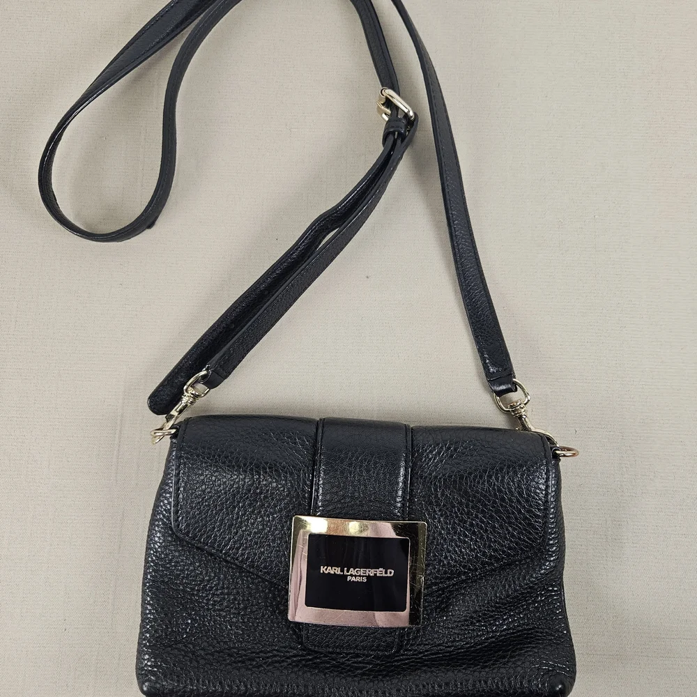Karl Lagerfeld Black Pebbled Leather Crossbody Bag - Picture 14 of 16